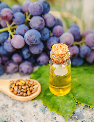 포토 JPG 해외이미지 식물 얼굴 음식 컬러 백그라운드 잎 과일 재료 자연 유리 포도 건강 씨앗 사람없음 치료 빨간색 초록색 뷰티 노란색 와인 스파 화장품 흰색 물방울 신선 항아리 기름 상품 자르기 다발 약국 먹기 오브젝트 유기농 날것 아로마테라피 내추럴 고립 숙성 추출 카피스페이스 해외202309 해외포토 웰빙 의학 모션 재질 주류 신체부위 공백 도자기 생태계 테라피 파일형식