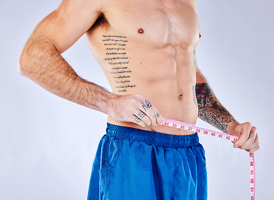 포토 JPG 해외이미지 남자 다이어트 줄자 건강 한명 상반신 성인 옆모습 자신감 속옷 피부 측정 성인남자한명만 해외202309 해외포토 1 옷 감정 뷰포인트 자 사람 신체부위 남자한명만 성인남자만 파일형식