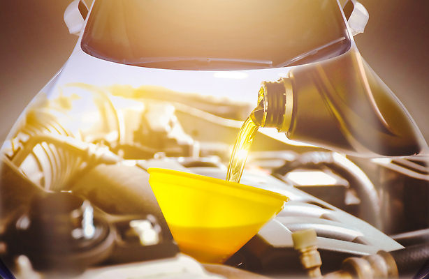 포토 JPG 해외이미지 산업 백그라운드 비즈니스 교통시설 자동차 새로움 사람없음 빛 햇빛 상점 장비 신선 업무 변화 붓기 수리 역 석유 컨테이너 서비스 합성 시스템 짐차 엔진 정비공 모터 유지 깔대기 디젤 자동 차고 해외202309 해외포토 육상교통 교통 컨셉 모션 태양 작업 기술자 시설 파일형식