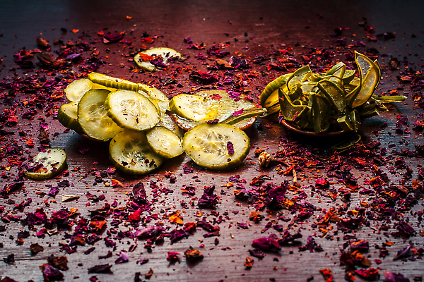 포토 JPG 해외이미지 문화 얼굴 음식 조각 잎 자연 표면 오이 건강 요리 사람없음 목재 치료 장식 초록색 뷰티 약 장미 노란색 스파 죽음 막대기 은색 가루 인도인 허브 피부 슬라이스 밀가루 팩 성분 내추럴 방앗간 고립 돌봄 알로에 강황 해외202309 해외포토 외국인 나무 식물 꽃 컬러 채소 식재료 재료 의학 모션 동양인 신체부위 화장품 생태계 파일형식