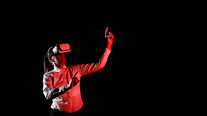 포토 JPG 해외이미지 스튜디오촬영 라이프스타일 응시 여자 남자 실루엣 스포츠 과학 장난 모션 청소년 놀이 성공 검은배경 레저 미래 실내 한명 성인 컴퓨터그래픽 컴퓨터 3D 헤드폰 어둠 경쟁 공연 장비 관찰 야간 흥분 혁명 고립 비디오게임 가상현실 카피스페이스 해외202309 해외포토 자연요소 1 시선 감정 음향기기 백그라운드 컨셉 촬영기법 사람 이벤트 내부 생활 그래픽 전자제품 검은색 공백 게임 디지털합성 파일형식