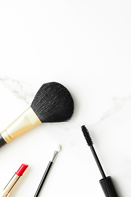 포토 JPG 해외이미지 백그라운드 사람없음 립스틱 고급 마스카라 대리석 메이크업브러쉬 해외202309 해외포토 컨셉 재료 화장품 붓 파일형식