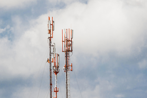 포토 JPG 해외이미지 접시 산업 파도 백그라운드 인터넷 비즈니스 통신 하늘 모바일 무선통신 세포 안테나 사람없음 파란색 스마트폰 글로벌 우주 탑 금속 디지털 텔레비전 자료 장비 인공위성 정보 흰색 네트워크 전자레인지 역 연결 무선전화기 전화기 수화기 라디오 신호 방송 전염 돛대 송신기 철강 셀룰러 해외202309 해외포토 식기 건축물 바다 컬러 교통시설 재질 전자제품 핸드폰 스마트기기 가전제품 레인지 질병 감염 파일형식