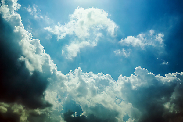 포토 JPG 해외이미지 컬러 백그라운드 패턴 자연 하늘 바람 날씨 기술 사람없음 야외 파란색 빛 햇빛 태양 뷰티 우주 환경 맑음 자유 흰색 오픈 장면 부드러움 천국 솜털 스카이라인 오존 완전 해외202309 해외포토 자연요소 컨셉 무늬 감각 생태계 파일형식