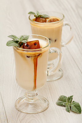 포토 JPG 해외이미지 음료 음식 백그라운드 다이어트 유리 디저트 건강 사람없음 초콜릿 얼음 우유 추위 신선 칵테일 달콤 맛 크림 내추럴 떨림 스무디 핸드메이드 맛있는 해외202309 해외포토 자연요소 컨셉 모션 재질 유제품 주류 파일형식