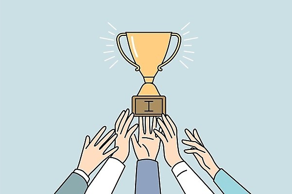 EPS 해외이미지 손 와이셔츠 일러스트 비즈니스 신체부위 트로피 손뻗기 해외202309 해외일러스트 셔츠 모션 사람 상_우승 파일형식 벡터