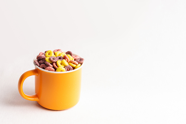 포토 JPG 해외이미지 스튜디오촬영 음식 분홍색 조각 백그라운드 아침 건조 옥수수 사람없음 컬러풀 식사 흰색 신선 사발 달콤 맛 아침식사 시리얼 유기농 카피스페이스 맛있는 해외202309 해외포토 주간 웰빙 컬러 컨셉 곡류 실내 공백 사기그릇 파일형식