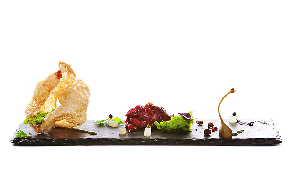 포토 JPG 해외이미지 접시 음식 조각 백그라운드 잎 채소 파슬리 육류 돼지고기 요리 사람없음 식사 저녁식사 샐러드 신선 고명 액체 고급 우아함 준비 햄 바질 점심식사 고립 백자 식품점 해외202309 해외포토 식물 식기 컨셉 식재료 상점 도자기 파일형식