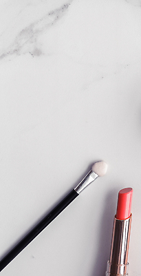 포토 JPG 해외이미지 분홍색 백그라운드 사람없음 립스틱 두개 대리석 메이크업브러쉬 카피스페이스 해외202309 해외포토 컬러 2 재료 화장품 공백 붓 파일형식