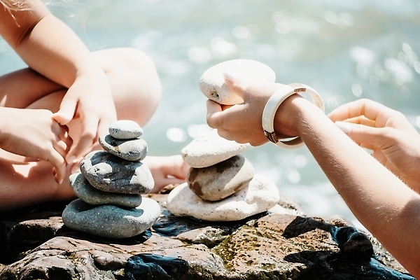 포토 JPG 해외이미지 라이프스타일 배너 커플 실루엣 선 바다 백그라운드 컨셉 패턴 불교 요가 가족 자연 추상 휴식 건강 사랑 사람없음 두명 물 파란색 태양 쌓기 평화 탑 스파 화목 침묵 일몰 조약돌 마사지 사찰 영혼 심볼 명상 피라미드 내추럴 해외202309 해외포토 자연요소 건축물 웰빙 감정 종교 컬러 무늬 관계 종교건축 모션 촬영기법 사람 생활 노을 소리 돌_바위 생태계 랜드마크 파일형식