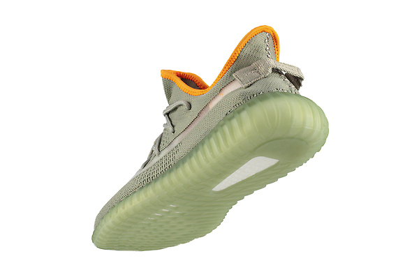 포토 JPG 해외이미지 라이프스타일 옷 스포츠 컬러 백그라운드 운동화 신발 모션 새로움 실내 건강 사람없음 운동 유행 장비 흰색 직물 스니커즈 오브젝트 흰배경 체육관 심플 걸레 고무 항공촬영 고립 운동화끈 스타일 미니멀리스트 해외202309 해외포토 뷰포인트 컨셉 내부 생활 끈 청소도구 파일형식