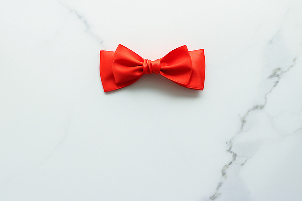 포토 JPG 해외이미지 리본 사람없음 빨간색 하이앵글 흰색 대리석 해외202309 해외포토 뷰포인트 컬러 재료 파일형식