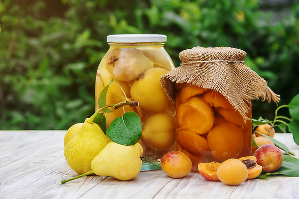 포토 JPG 해외이미지 계절 열매 음식 잎 유리 디저트 건강 사람없음 목재 초록색 노란색 주방 수확 흰색 신선 항아리 달콤 맛 보호 큼 잼 설탕 먹기 유기농 매움 피클 시럽 블랙베리 살구 채식주의자 핸드메이드 카피스페이스 맛있는 해외202309 해외포토 나무 식물 웰빙 컬러 컨셉 농업 과일 재료 모션 재질 공백 도자기 소스_음식 크기 채식 절임 파일형식