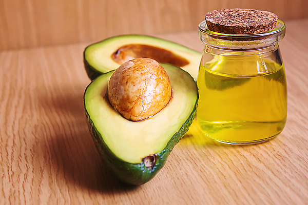 포토 JPG 해외이미지 사람없음 오일 삼베 아보카도 에센스 오일병 나무배경 해외202309 해외포토 음식 백그라운드 과일 화장품 파일형식 천_직물