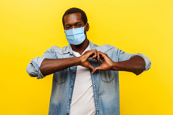 포토 JPG 해외이미지 모양 라이프스타일 남자 행복 얼굴 흑인 아이디어 실내 발렌타인데이 사랑 가면 한명 안전 사람 평화 건강관리 검은색 희망 고통 낭만 바이러스 보호 시원함 만들기 비전 보여주기 고립 노란배경 돌봄 자선단체 코로나바이러스 해외202309 해외포토 서양인 1 감정 컬러 백그라운드 컨셉 모션 데이이벤트 건강 관리 내부 생활 신체부위 노란색 그룹 자선 파일형식