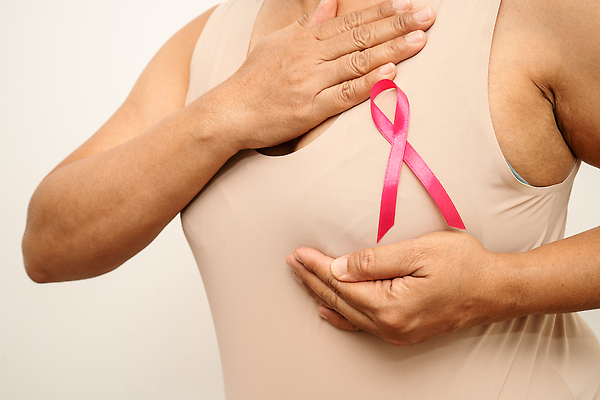 포토 JPG 해외이미지 여자 리본 캠페인 분홍색 함께함 건강 사람 성인 사람없음 치료 약 목도리 희망 환자 질병 위험 가슴 만화 심볼 그림 싸움 암 10월 돌봄 종양 지원 치유 자선단체 해외202309 해외포토 잡화 감정 컬러 컨셉 의학 모션 신체부위 그룹 날짜 자선 파일형식