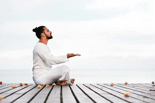 포토 JPG 해외이미지 주간 웰빙 바다 요가 자연 휴가 휴식 건강 파노라마 한명 앉기 성인 야외 목재 물 평화 항구 침묵 고요 일몰 꿈 고독 대표 명상 휴양지 방파제 몰디브 부주의 이국적 파라다이스 혼자 해외202309 해외포토 자연요소 나무 1 공공시설 감정 아시아 컨셉 재료 교통시설 모션 촬영기법 사람 노을 소리 장소 생태계 파일형식
