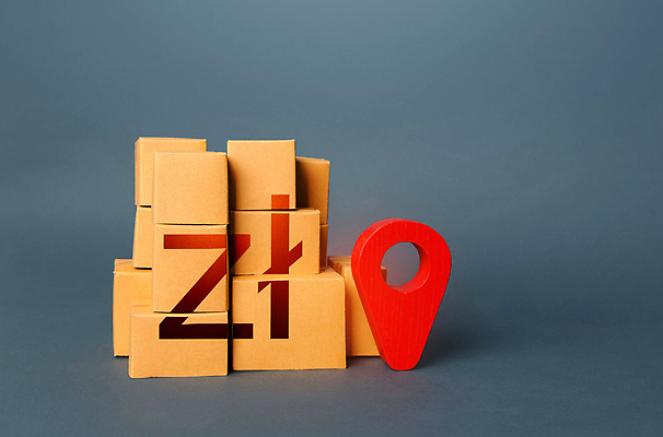 포토 JPG 해외이미지 공공시설 산업 컨셉 비즈니스 교통시설 사람없음 빨간색 경제 상자 거래 화물 표현 시장 제조 상품 심볼 창고 무역 상업 위치 광택 질서 네비게이션 폴란드 추적 경영 마케팅 분배 수입 충고 공급 해외202309 해외포토 유럽 컬러 교통 모션 운송업 예절 시설 파일형식