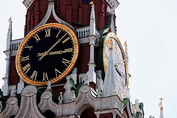 포토 JPG 해외이미지 별 문화 벽 시계 여행 건축양식 하늘 벽돌 사람없음 건물 빨간색 빛 태양 여행객 탑 맑음 일몰 도시 역사 심볼 정사각형 러시아 천연기념물 랜드마크 러시아인 모스크바 소비에트 수도권 옛날 크렘린궁전 해외202309 해외포토 자연요소 도형 서양인 건축물 건축 유럽 컬러 날씨 사람 노을 궁전 지역 크렘린 파일형식