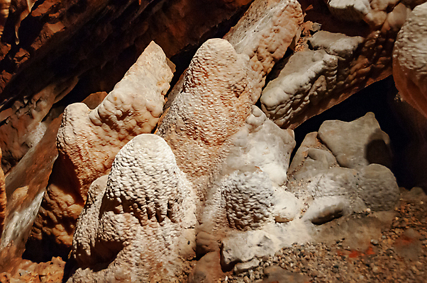 포토 JPG 해외이미지 공원 여행 자연 국립공원 사람없음 미국 어둠 동굴 크리스탈 아래 부식 질감 내추럴 뉴멕시코 석회암 전국 종유석 지질학 해외202309 해외포토 공공시설 교육 북아메리카 암석 광석 방향 생태계 위치 파일형식