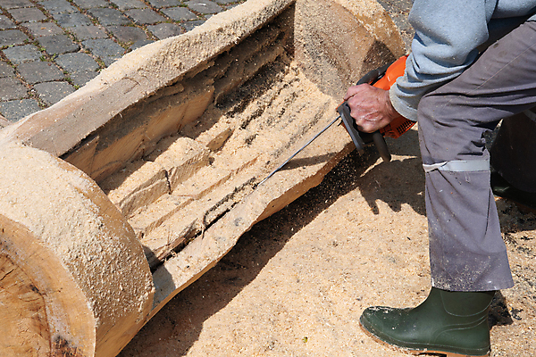 포토 JPG 해외이미지 나무 직업 손 배너 산업 컬러 포즈 자연 노동자 기술 성인 사람없음 야외 목재 갈색 힘 기계 장비 공구 소나무 칼날 숲 자르기 질감 통나무 먼지 전나무 잡동사니 벌목 수목 재주꾼 전기톱 톱밥 해외202309 해외포토 식물 재료 모션 사람 신체부위 도구 가루 생태계 톱 파일형식