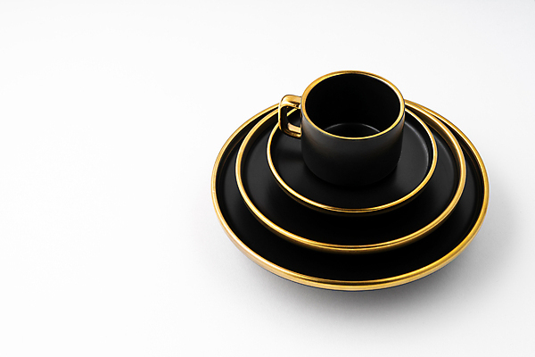 포토 JPG 해외이미지 그릇 접시 사람없음 컵 쌓기 검은색 금색 오브젝트 해외202309 해외포토 식기 컬러 모션 파일형식