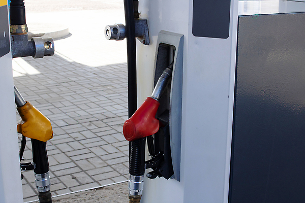 포토 JPG 해외이미지 산업 여행 백그라운드 컨셉 비즈니스 자동차 사람없음 초록색 경제 힘 장비 권총 총 에너지 기둥 액체 오염 역 구매 휘발유 석유 가격 묘사 서비스 생물학 탱크 연료 가스 호스 펌프 노즐 디젤 자동 자동화 해외202309 해외포토 교육 건축 무기 육상교통 컬러 교통시설 쇼핑 파일형식