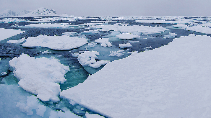 포토 JPG 해외이미지 유럽 바다 여행 자연 휴식 노르웨이 사람없음 야외 관광지 뷰티 얼음 고요 추위 탐험 보호 북극 환경보전 빙하 빙산 지구온난화 기후변화 해외202309 해외포토 자연요소 나라 컨셉 날씨 변화 극지방 사회이슈 생태계 파일형식