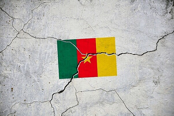 포토 JPG 해외이미지 디자인 배너 별 벽 패턴 아프리카 추상 함께함 사람없음 경제 평화 페인트 손상 자유 수확 깃발 사회 균열 투표 민주주의 충돌 심볼 사인 질감 복고 찢어짐 반대 긴장 나누기 애국심 혁명 격파 그런지 썩음 옛날 위기 전국 정치 카메룬 항의 무너짐 해외202309 해외포토 자연요소 감정 나라 컨셉 무늬 농업 모션 선거 공동체 파일형식