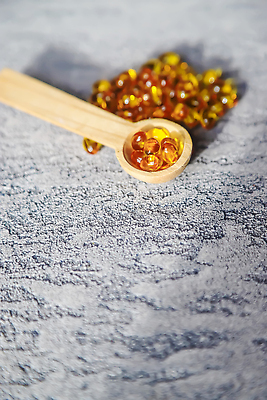 포토 JPG 해외이미지 모양 라이프스타일 접시 웰빙 백그라운드 건강 3 어류 사람없음 목재 치료 알약 약 노란색 건강관리 흰색 기름 질병 약국 예방 간 처방 비타민 테라피 D 조제 내추럴 보충 고립 돌봄 오메가 해외202309 해외포토 나무 식기 알파벳 음식 컬러 재료 의학 모션 관리 생활 뷰티 수중동물 장기_의학 만들기 영양소 파일형식