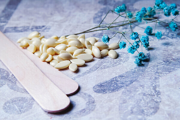 포토 JPG 해외이미지 백인 직업 손 컨셉 건강 병원 사람 성인 사람없음 뷰티 상점 화장품 장비 뜨거움 매끈함 설탕 날씬함 피부 피부관리 테라피 내추럴 순서 돌봄 왁스 완벽 위생관리 해외202309 해외포토 서양인 의학 모션 관리 신체부위 감각 몸매 파일형식