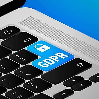 EPS 해외이미지 유럽 백그라운드 인터넷 일러스트 비즈니스 텍스트 통신 열쇠 영국 자물쇠 안전 금융 컴퓨터 디지털 자료 정보 흰색 깃발 키보드 암호 보호 5월 편지 준비 잠금 보안 신분 법 패드 관리자 규정 사생활 프로세서 해외202309 해외일러스트 나라 컬러 컨셉 경제 전자제품 날짜 파일형식 벡터