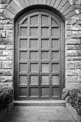 포토 JPG 해외이미지 전통 디자인 외관 벽 백그라운드 컨셉 건축양식 출입구 주택 사람없음 건물 목재 장식 문 금속 수확 골동품 중세 역사 신비 비밀 철 묘사 질감 복고 보안 대문 그런지 옛날 스타일 해외202309 해외포토 나무 건축물 건축 농업 재료 재질 안전 파일형식