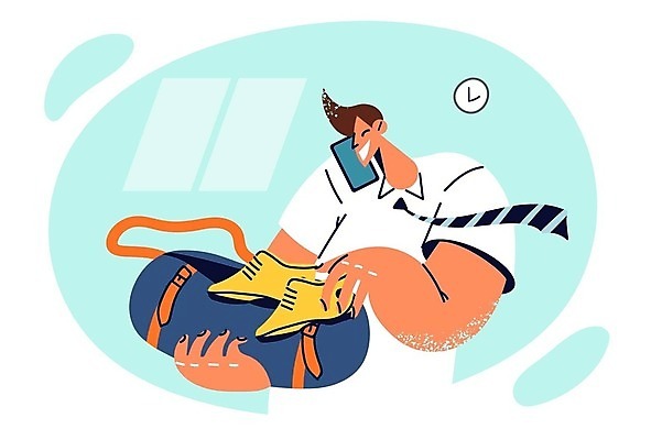 EPS 해외이미지 남자 스포츠 여행 신발 가방 일러스트 한명 들기 성인 스마트폰 업무 비즈니스맨 통화 성인남자한명만 해외202309 해외일러스트 1 잡화 비즈니스 모션 사람 핸드폰 스마트기기 작업 직장인 남자한명만 성인남자만 파일형식 벡터