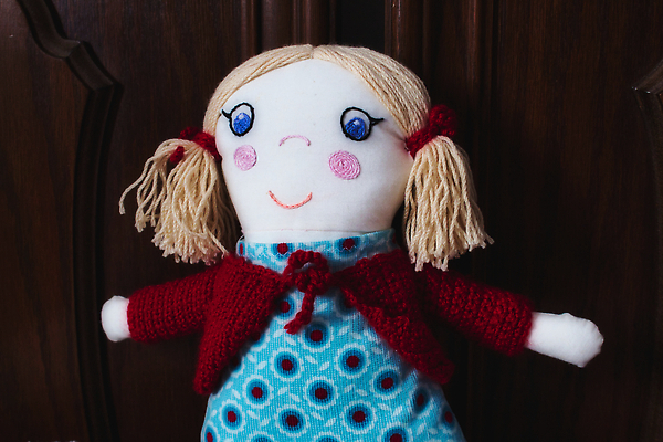 포토 JPG 해외이미지 전통 디자인 드레스 옷 행복 얼굴 어린이 인형 백그라운드 패턴 놀이 주택 미술 앉기 사람없음 목재 빨간색 파란색 장난감 노란색 수확 성장 아기 직물 클래식 니트 활 질감 복고 부드러움 걸레 양모 폭식 결백 천진난만 핸드메이드 맛있는 해외202309 해외포토 나무 감정 컬러 컨셉 상의 무늬 농업 재료 모션 문화예술 사람 건물 신체부위 감각 청소도구 파일형식