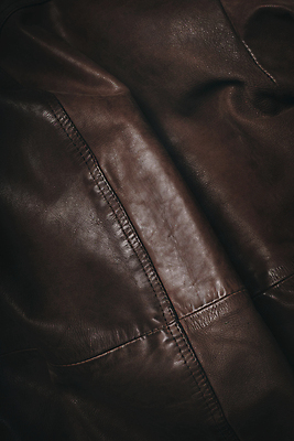 포토 JPG 해외이미지 디자인 응시 옷 백그라운드 표면 추상 사람없음 갈색 유행 희망 직물 거친 주머니 시원함 가죽 천 수집 묘사 질감 스타일 디테일 해외202309 해외포토 시선 감정 컬러 무늬 파일형식