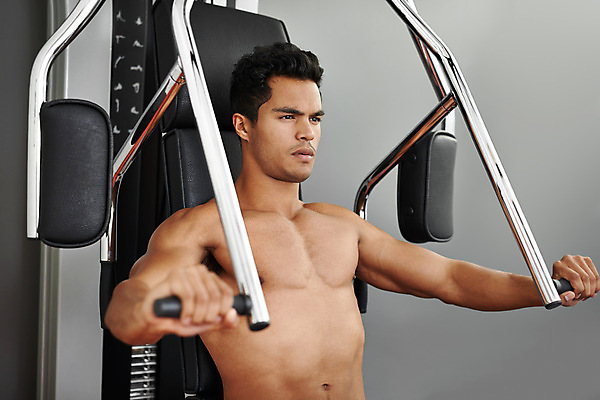 포토 JPG 해외이미지 남자 근육 한명 상반신 성인 옆모습 운동 헬스장 자신감 당기기 등운동 성인남자한명만 해외202309 해외포토 1 감정 뷰포인트 모션 건강 사람 헬스 남자한명만 성인남자만 파일형식