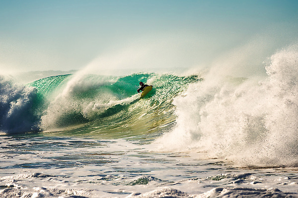 포토 JPG 해외이미지 라이프스타일 남자 행복 스포츠 파도 바다 여행 모션 자연 통 풍경 사람없음 야외 물 여름 운동 힘 에너지 서핑보드 자신감 액체 서핑 떨어짐 승차 위험 시원함 집중 속도 하와이 분무기 튜브 서퍼 터키석 해외202309 해외포토 자연요소 계절 감정 컨셉 운동선수 건강 사람 생활 미국 수상스포츠 보드_스포츠 보석 생태계 파일형식