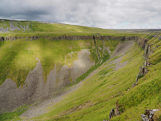 포토 JPG 해외이미지 구름 여행 자국 자연 하늘 잉글랜드 파노라마 풍경 사람없음 야외 컵 여행객 걷기 하이킹 흰색 시골 오솔길 청소 언덕 지역 멀리 고립 선로 울퉁불퉁 컴브리아주 해외202309 해외포토 자연요소 식기 길 컬러 모션 레저 영국 촬영기법 사람 생태계 파일형식