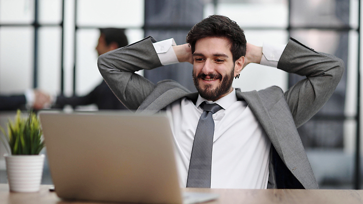 포토 JPG 해외이미지 직업 라이프스타일 남자 행복 포즈 생각 회사 비즈니스 CEO 사업가 요가 성공 미래 휴식 노동자 스트레스 직장 건강 피곤 한명 사람 노트북 컴퓨터 사무실 운동 꿈 도전 비즈니스맨 호흡 종업원 명상 경영자 리더 단절 마감 배려 해외202309 해외포토 1 웰빙 감정 컨셉 생활 전자제품 직장인 파일형식