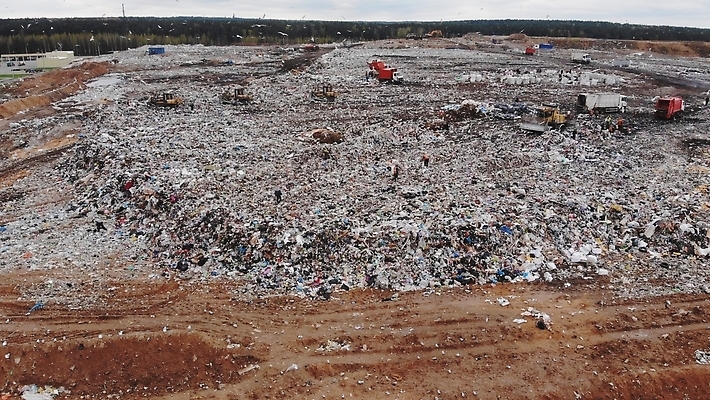 포토 JPG 해외이미지 산업 가방 가정 자연 갈매기 안테나 풍경 사람없음 쌓기 환경 기계 재활용 손상 오염 닫기 쓰레기 폐기물 컨테이너 플라스틱 땅 거절 굴착기 버리기 에코 먼지 낭비 경영 고물상 드론 생태학 처리 해외202309 해외포토 잡화 교육 컨셉 비즈니스 통신 모션 재질 조류 중장비 친환경 생태계 파일형식