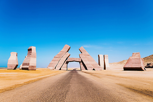 포토 JPG 해외이미지 공원 모래 바다 여행 건축양식 아프리카 자연 하늘 휴가 이집트 국립공원 사람없음 빨간색 물 뷰티 사막 골동품 역사 휴양지 대문 천연기념물 랜드마크 옛날 전국 파멸 해외202309 해외포토 자연요소 공공시설 건축 나라 컬러 컨셉 문 장소 생태계 파일형식 소멸