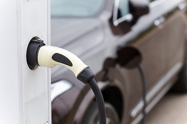 포토 JPG 해외이미지 산업 백그라운드 컨셉 교통시설 자동차 미래 사람없음 초록색 환경 힘 재활용 운전 에너지 그린에너지 콘센트 플러그 역 연결 주차 에코 생태계 연료 엔진 잡종 충전 모터 로딩 베터리 생태학 요금 자동 전기자동차 충전기 공급 해외202309 해외포토 교육 육상교통 컬러 교통 모션 기계 시설 친환경 파일형식