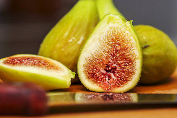 포토 JPG 해외이미지 접시 음식 조각 백그라운드 농업 다이어트 과일 재료 자연 탁자 디저트 건강 씨앗 사람없음 목재 빨간색 초록색 여름 갈색 주방 흰색 시골 신선 그룹 칼 닫기 달콤 맛 자르기 다발 묘사 유기농 날것 슬라이스 비타민 무화과 내추럴 숙성 스페인어 이국적 채식주의자 비건 맛있는 해외202309 해외포토 나무 식물 식기 웰빙 계절 산업 컬러 가구 컨셉 모션 생태계 채식 영양소 파일형식