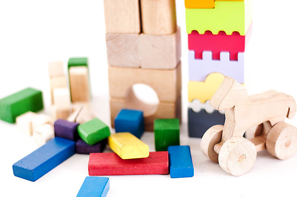 포토 JPG 해외이미지 모양 모델 디자인 교육 어린이 컬러 백그라운드 컨셉 건축양식 놀이 동화 주택 사람없음 건물 목재 빨간색 초록색 파란색 컬러풀 장난감 갈색 노란색 탑 블록 유치원 게임 흰색 퍼즐 변화 정상 큐브 오브젝트 내추럴 개발 걸음마 해외202309 해외포토 나무 건축물 건축 재료 모션 사람 파일형식