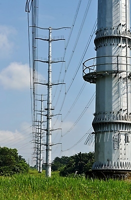 포토 JPG 해외이미지 식물 공공시설 산업 선 건축양식 하늘 사람없음 야외 파란색 탑 금속 힘 발전기 에너지 네트워크 역 위험 큼 언덕 전염 철사 볼트 봉 철탑 지휘자 긴장 공학 분배 전압 철강 현재 공급 해외202309 해외포토 건축물 교육 건축 감정 컬러 컨셉 교통시설 재질 음악가 발전소 공구 질병 크기 시설 감염 파일형식