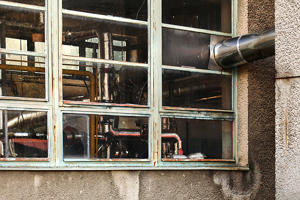 포토 JPG 해외이미지 식물 산업 벽 백그라운드 창문 공장 주택 사람없음 야외 치료 물 노란색 환경 금속 힘 장비 에너지 과학기술 수확 뜨거움 은색 수증기 버너 은박지 파이프 연료 가스 시스템 튜브 공학 펌프 구리 깨짐 보일러 압력 옛날 철강 파이프라인 해외202309 해외포토 자연요소 교육 컬러 컨셉 농업 공업 의학 재질 기술 건물 원소 파이프_관 파일형식