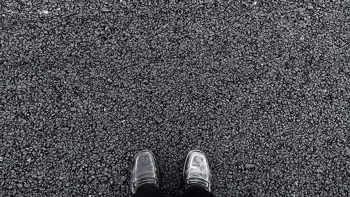 포토 JPG 해외이미지 계절 남자 도로 길 여행 백그라운드 신발 컨셉 잎 패턴 발 서기 사람 소년 성인 사람없음 야외 컬러풀 사무실 산책 공백 하이킹 도시 쌍 정상 오솔길 방향 슛 머리위 바둑 양발 폭설 카피스페이스 해외202309 해외포토 식물 어린이 컬러 무늬 비즈니스 교통시설 모션 놀이 레저 휴식 눈_날씨 신체부위 자연재해 파일형식