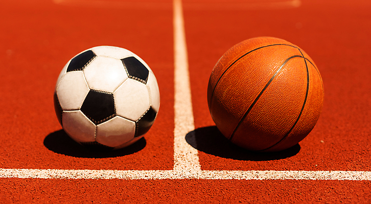 포토 JPG 해외이미지 스포츠 백그라운드 축구공 농구 농구공 사람없음 야외 축구 경기장 오브젝트 해외202309 해외포토 공 축구용품 스포츠시설 구기 파일형식