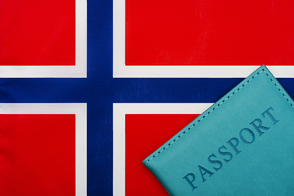 포토 JPG 해외이미지 교육 여행 백그라운드 컨셉 비즈니스 학교 성공 노르웨이 사람없음 빨간색 평화 자유 덮개 깃발 시간 심볼 사인 여권 종료 비자 전국 정치 이민 국경 해외202309 해외포토 유럽 컬러 이동 뚜껑 파일형식